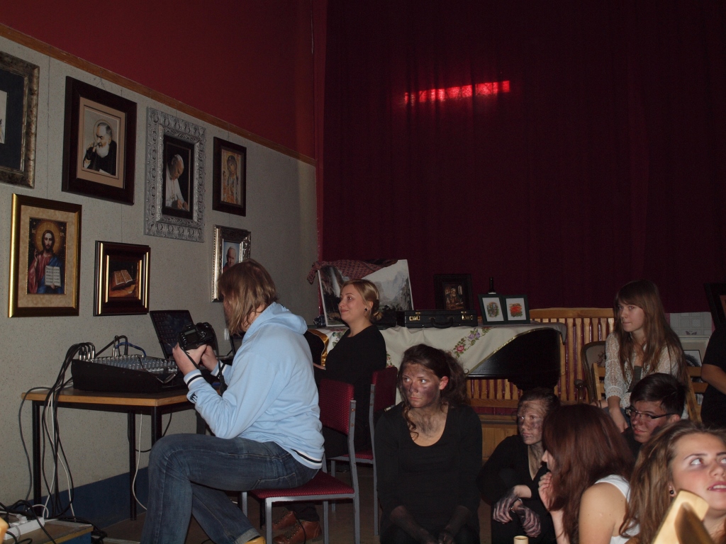 OLYMPUS DIGITAL CAMERA