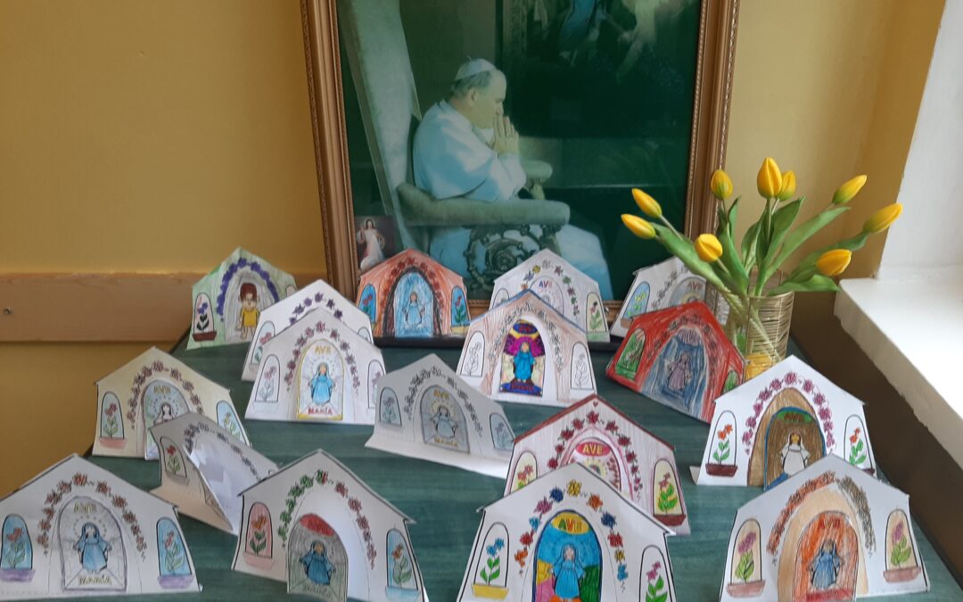 Maj – miesiącem Maryi
